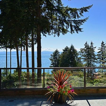 Sunshine Coast Treetop B&B Sechelt Exterior photo